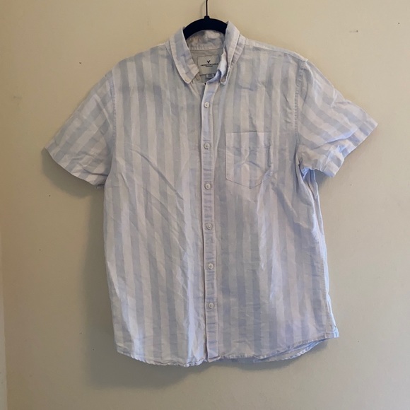 American Eagle Striped buttondown tees shirt - Picture 1 of 4